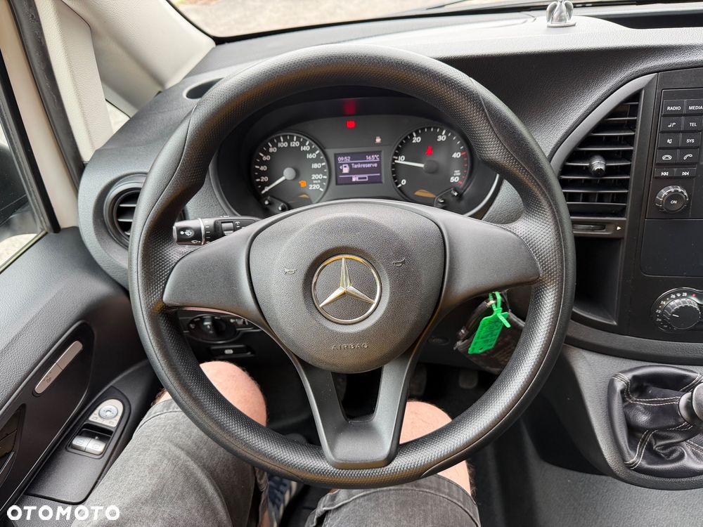 Mercedes-Benz Vito - 17