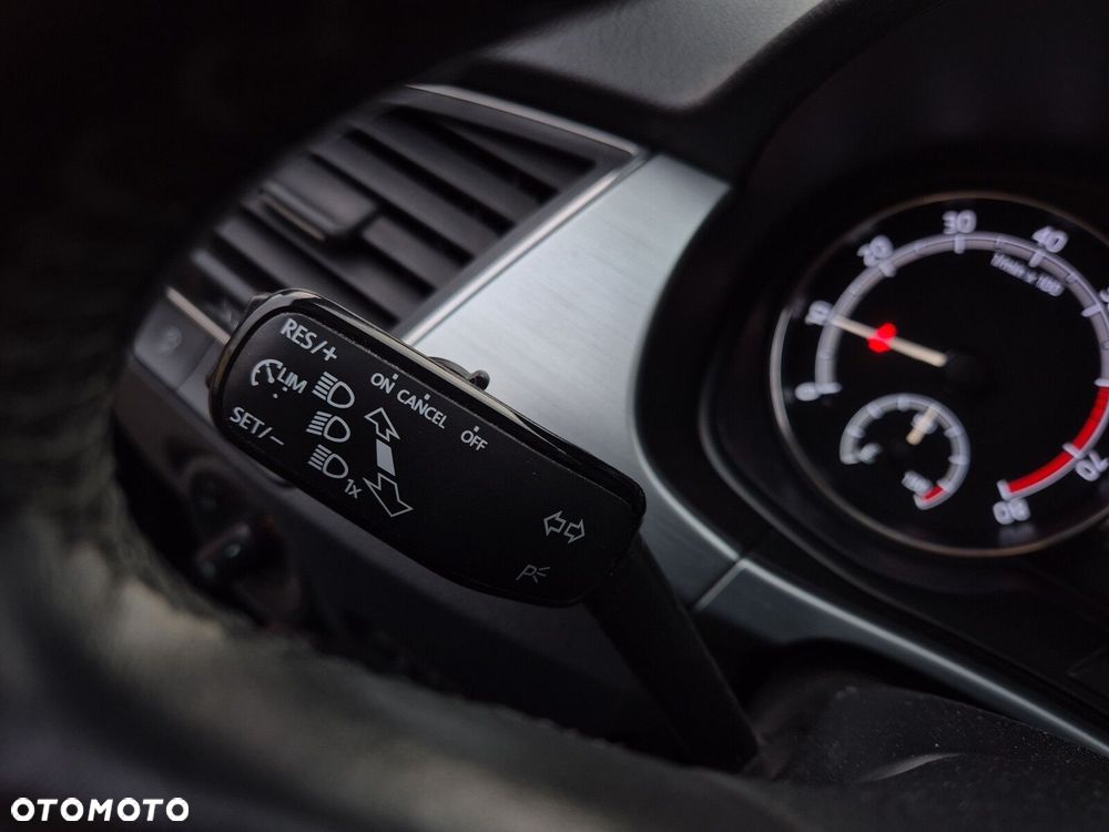 Skoda Fabia 1.0 TSI Ambition Plus - 23