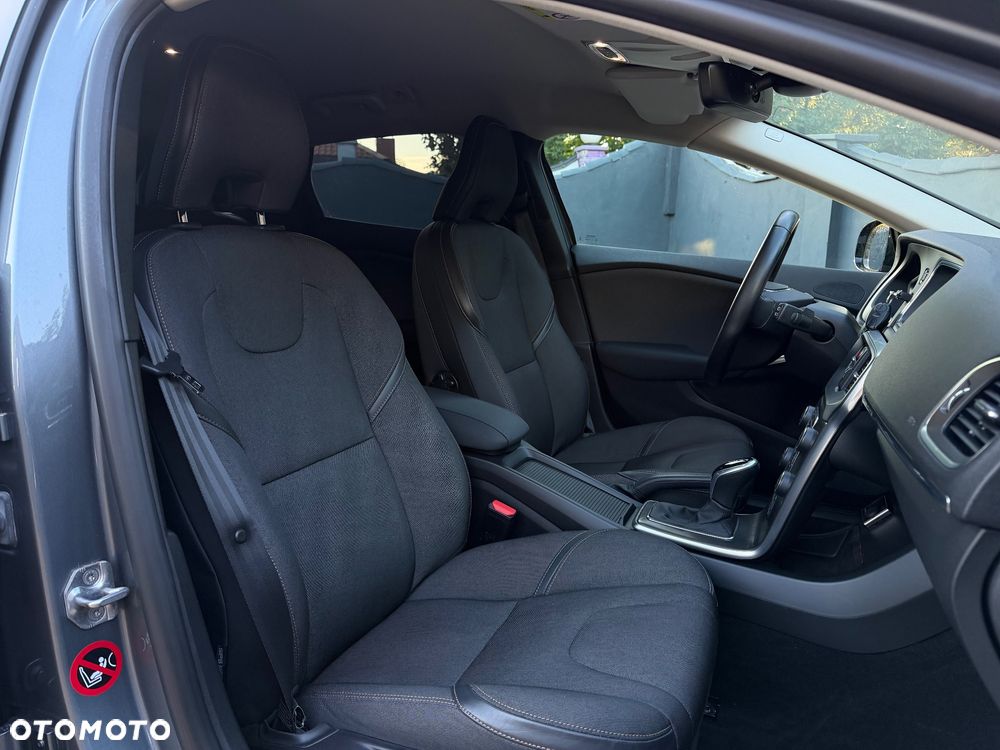 Volvo V40 Cross Country D2 Geartronic Linje You - 25