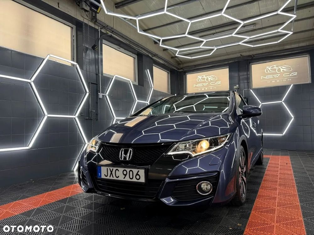 Honda Civic 1.8 i-VTEC Sport Black Edition - 4