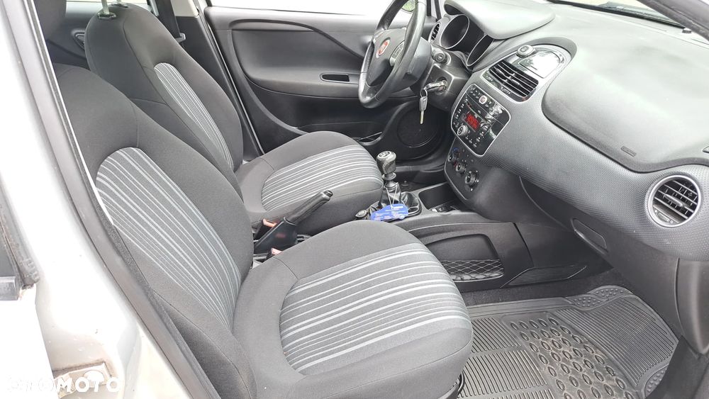 Fiat Punto Evo - 11