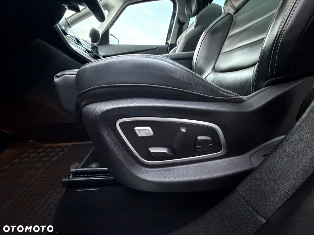 Renault Grand Scenic - 29