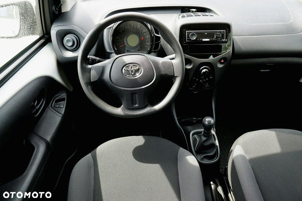 Toyota Aygo - 10