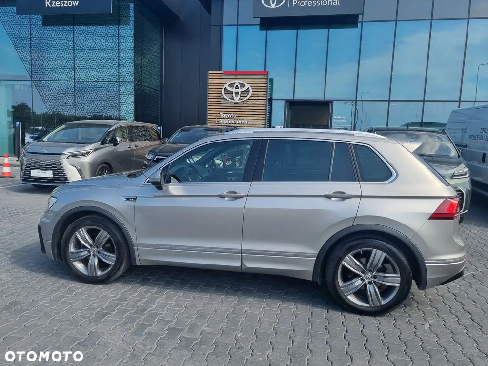 Volkswagen Tiguan 2.0 TDI SCR 4MotION DSG R-Line - 12