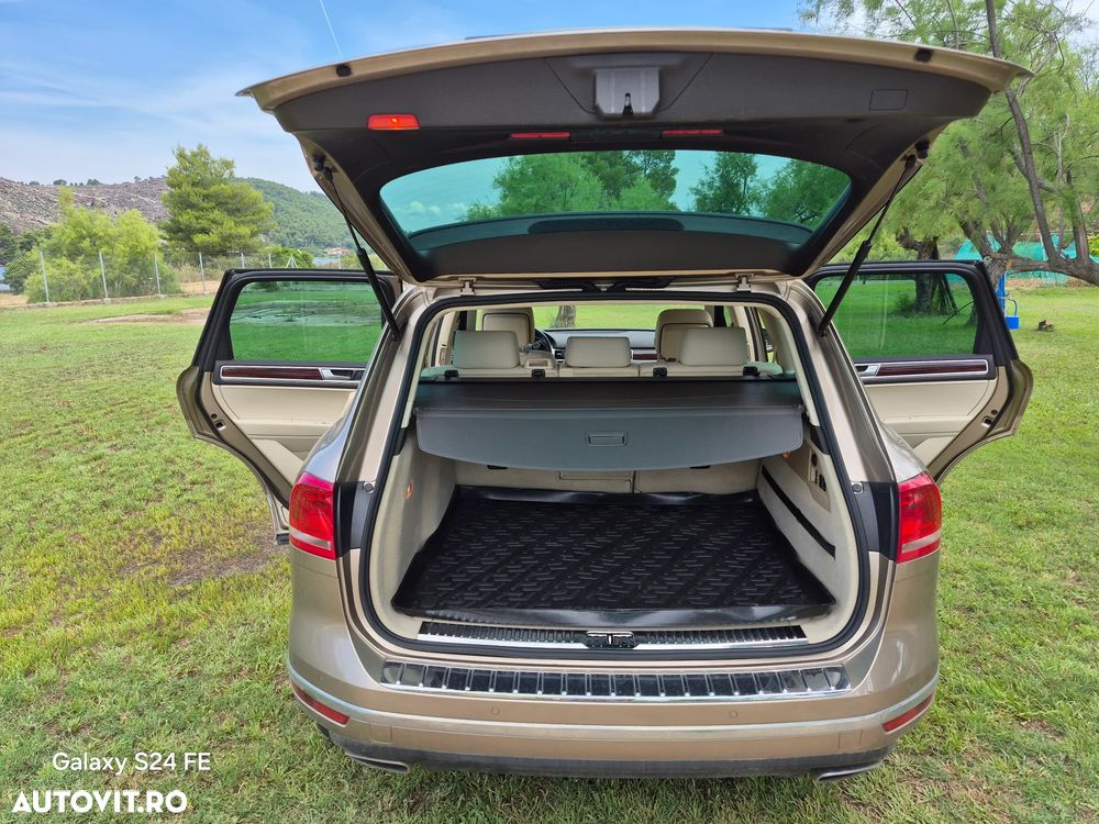 Volkswagen Touareg V6 TDI BMT Supreme Plus - 27