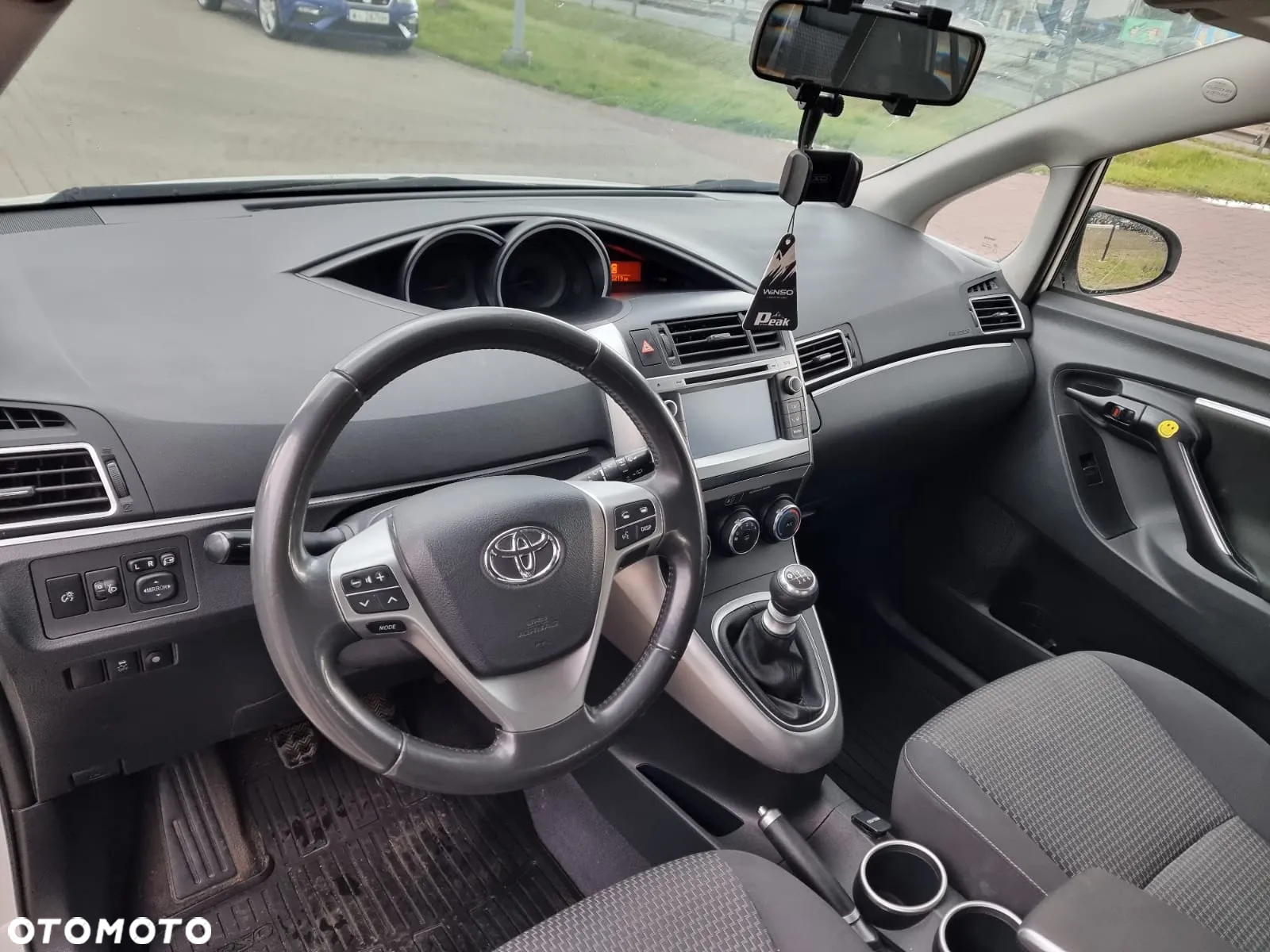 Toyota Verso 2.0 D-4D Premium - 9