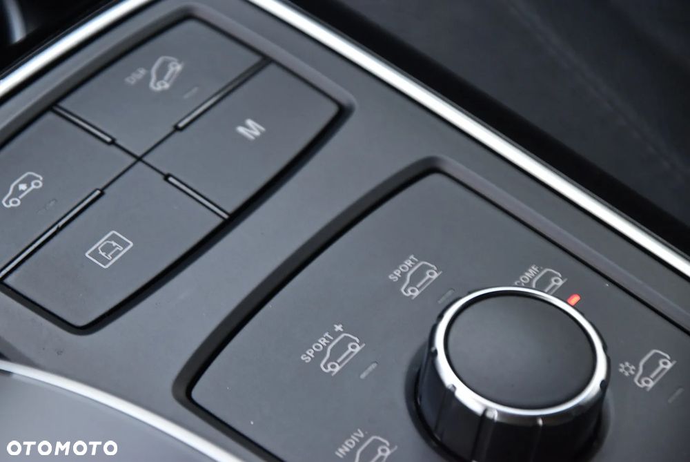 Mercedes-Benz GLE 450 AMG 4-Matic - 35