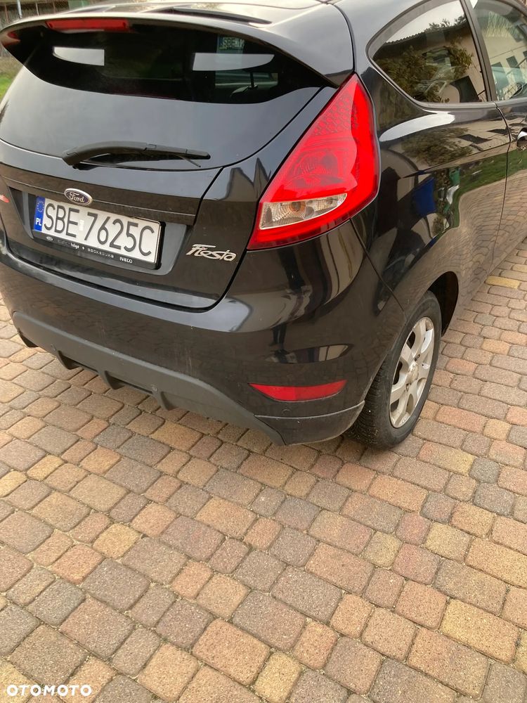 Ford Fiesta - 8