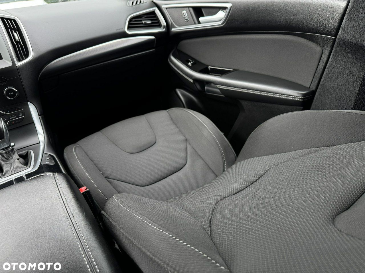 Ford S-Max - 25