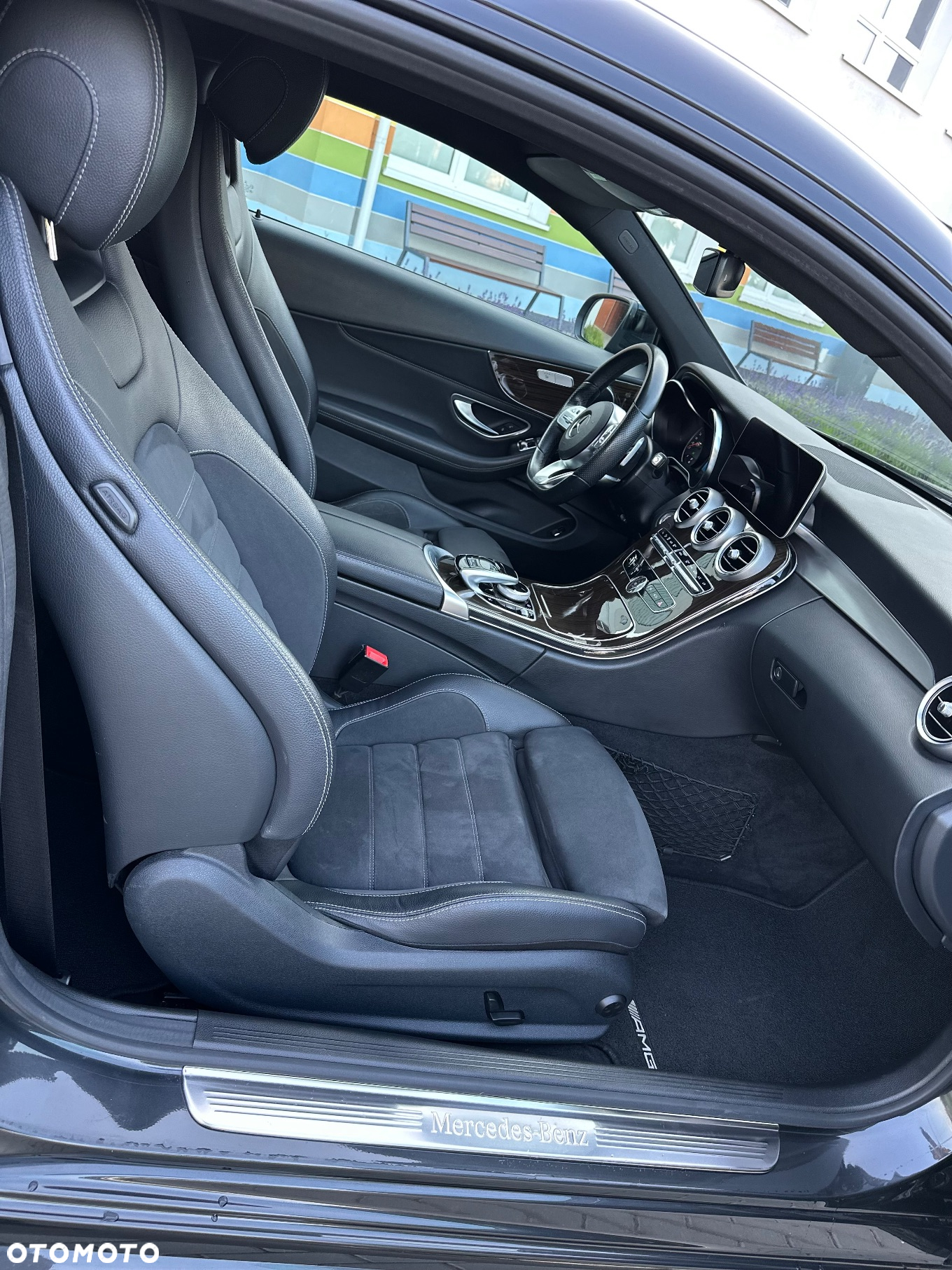 Mercedes-Benz Klasa C 300 d Coupe 9G-TRONIC AMG Line - 17