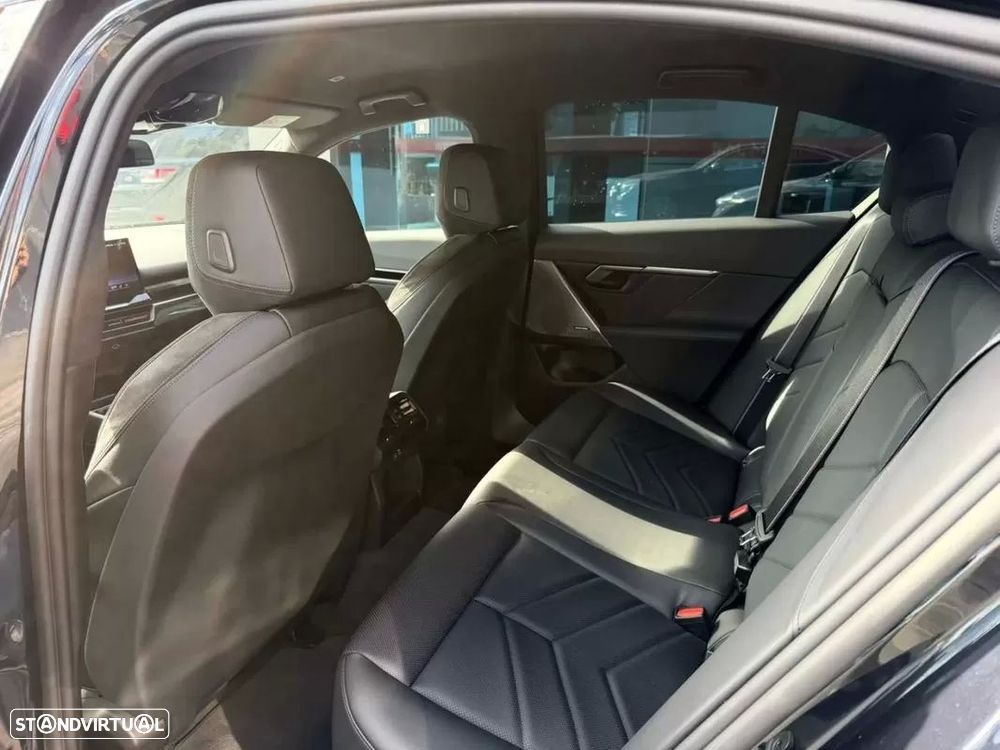 BMW 530 e Pack Desportivo M Pro - 6