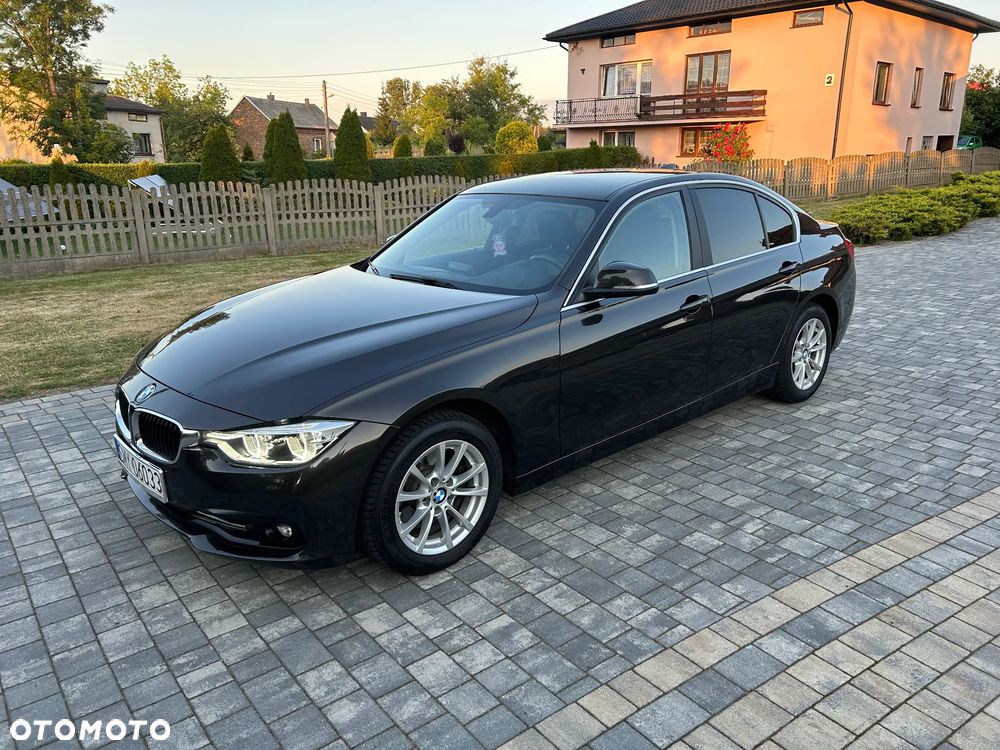 BMW Seria 3 320d Luxury Line - 3
