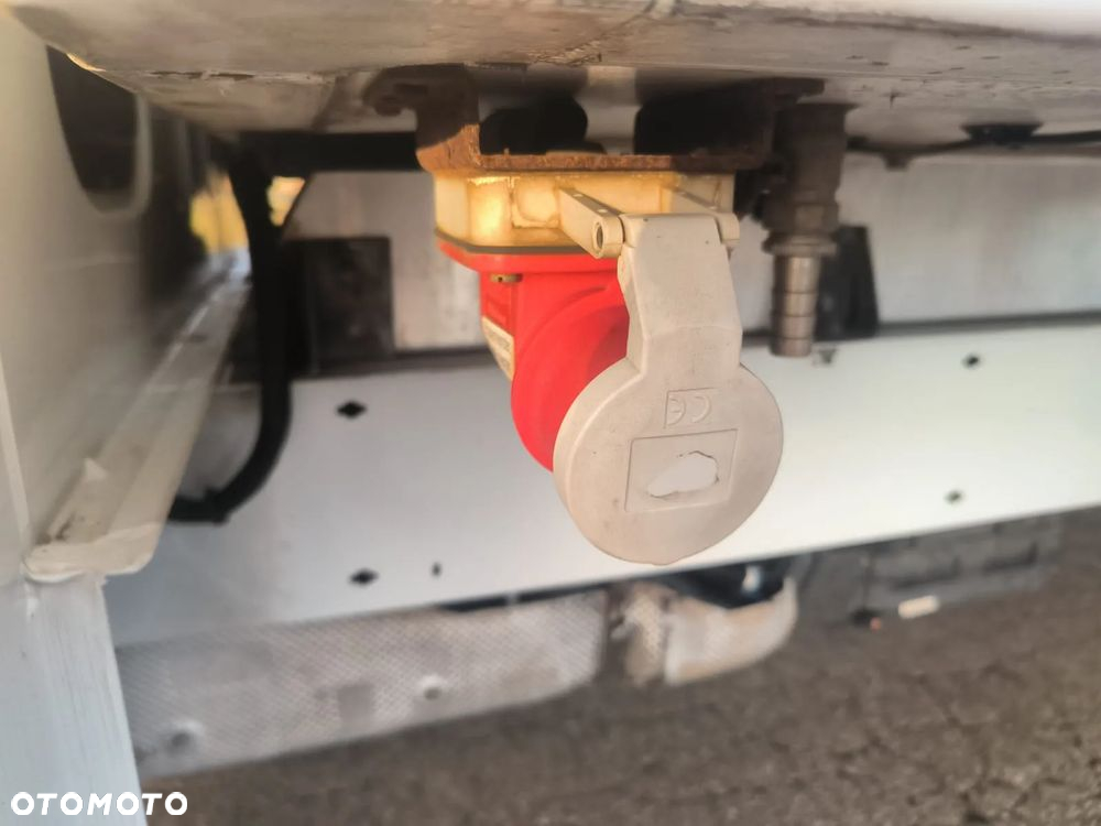 Renault Master - 13