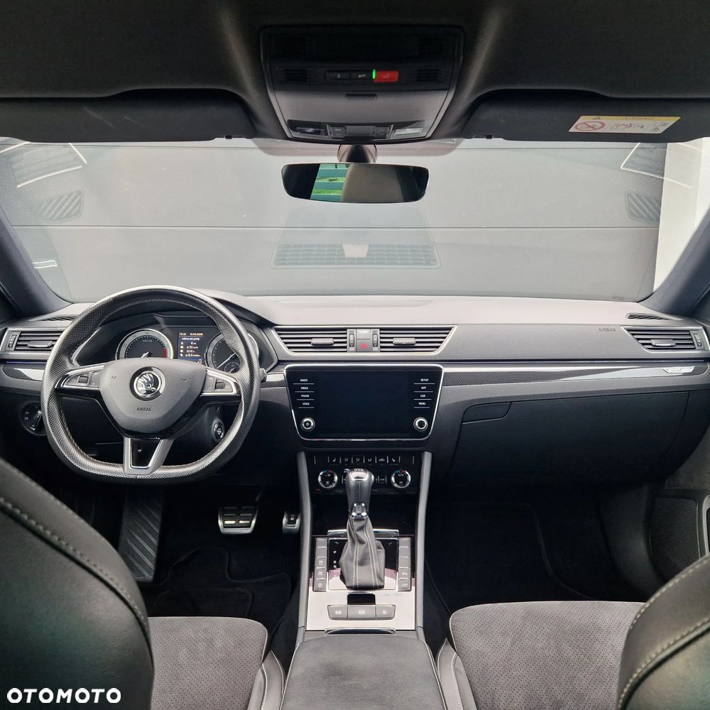 Skoda Superb 2.0 TSI Sportline DSG - 8