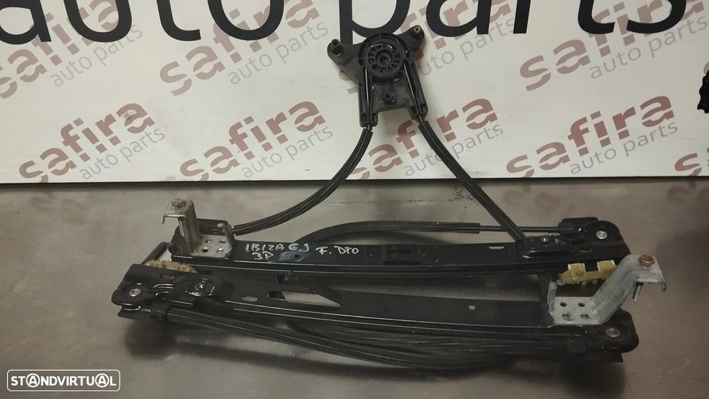 ELEVADOR DO VIDRO SEM MOTOR SEAT IBIZA IV 6J - 3 PORTAS - 08-15 - FRENTE DIREITO - 1