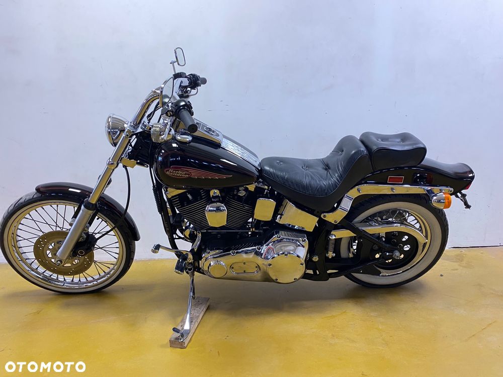 Harley-Davidson Softail Custom - 3