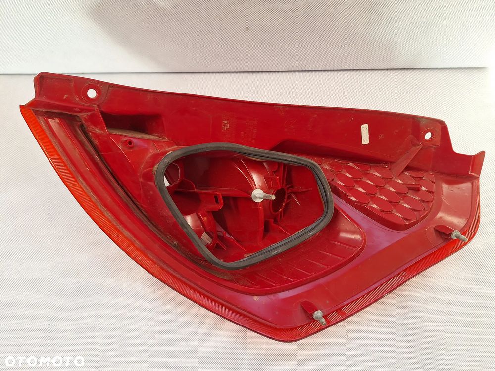 Ford Fiesta Mk7 lampa lewa tył 8A6113405A - 4