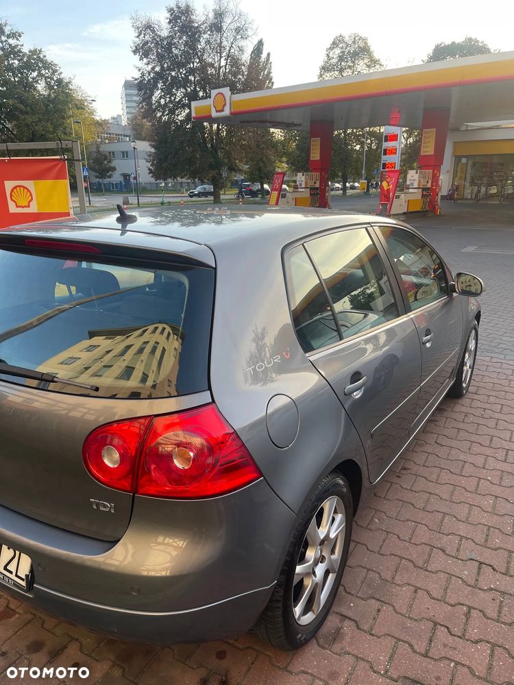 Volkswagen Golf - 3