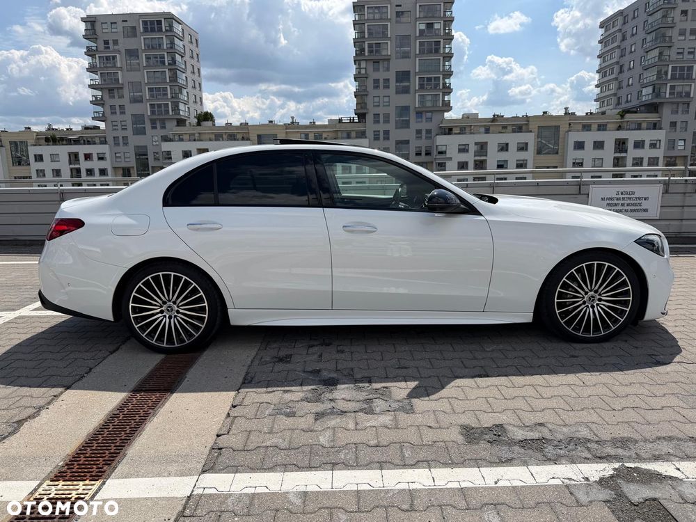 Mercedes-Benz Klasa C 220 d mHEV AMG - 11
