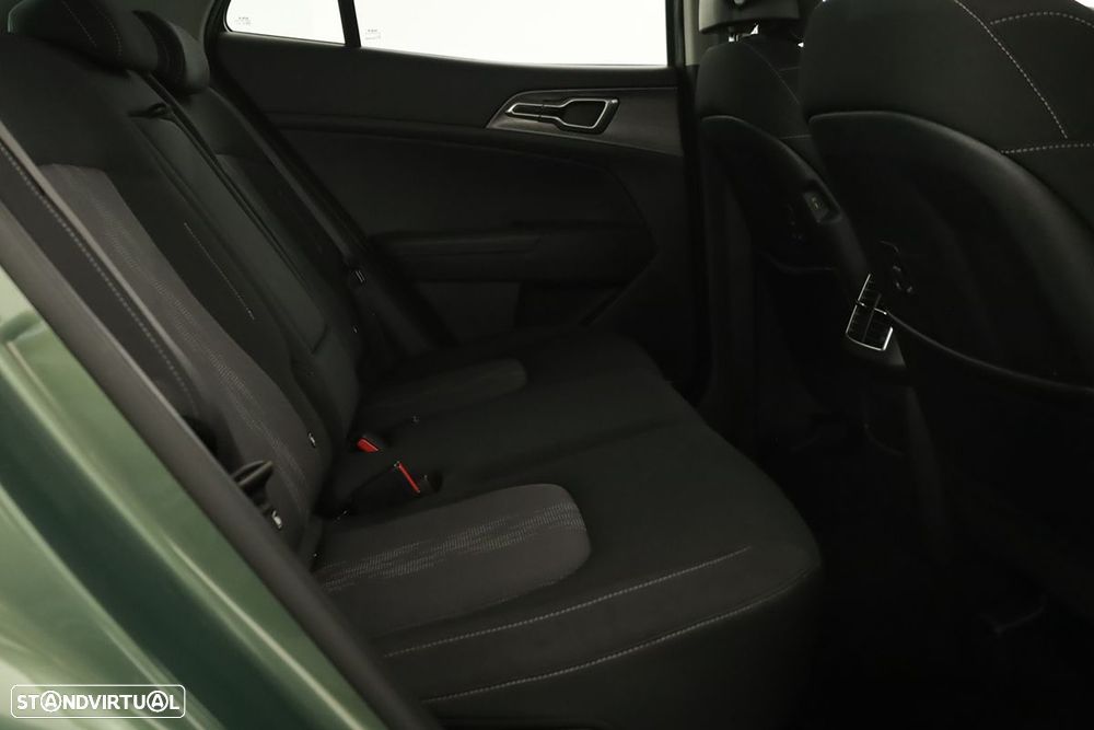 Kia Sportage 1.6 T-GDI Drive - 21