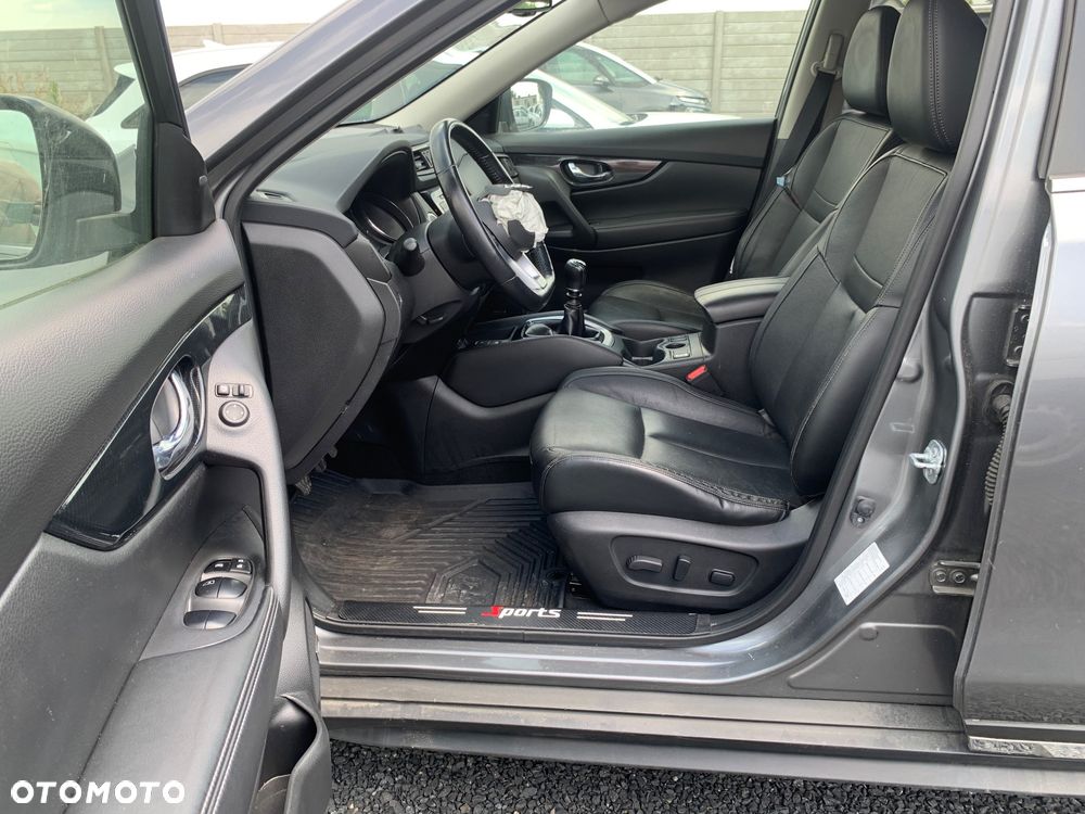 Nissan X-Trail 1.6 DIG-T Tekna 2WD - 24