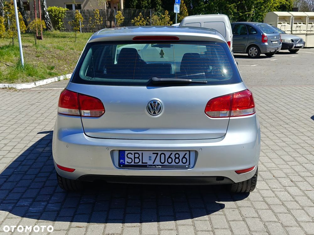Volkswagen Golf 1.6 Comfortline - 11