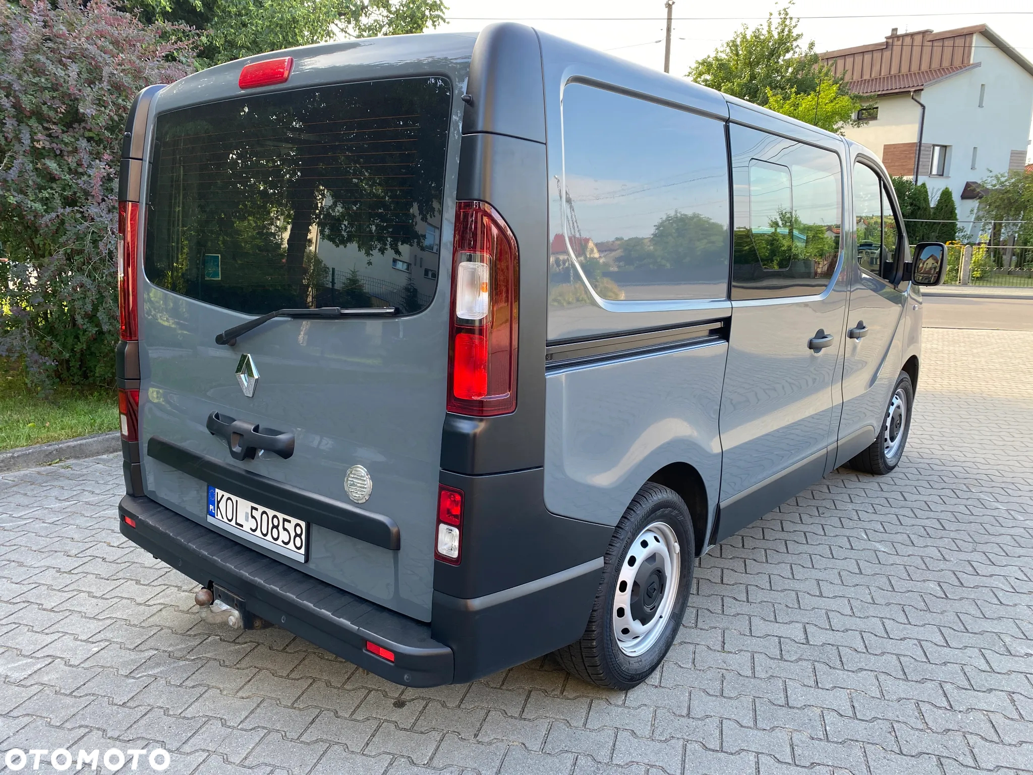 Renault Trafic 2.0 Doka 6 Osobowa Samochód Ciężarowy N1 Rejestracja 11.2021r - 4