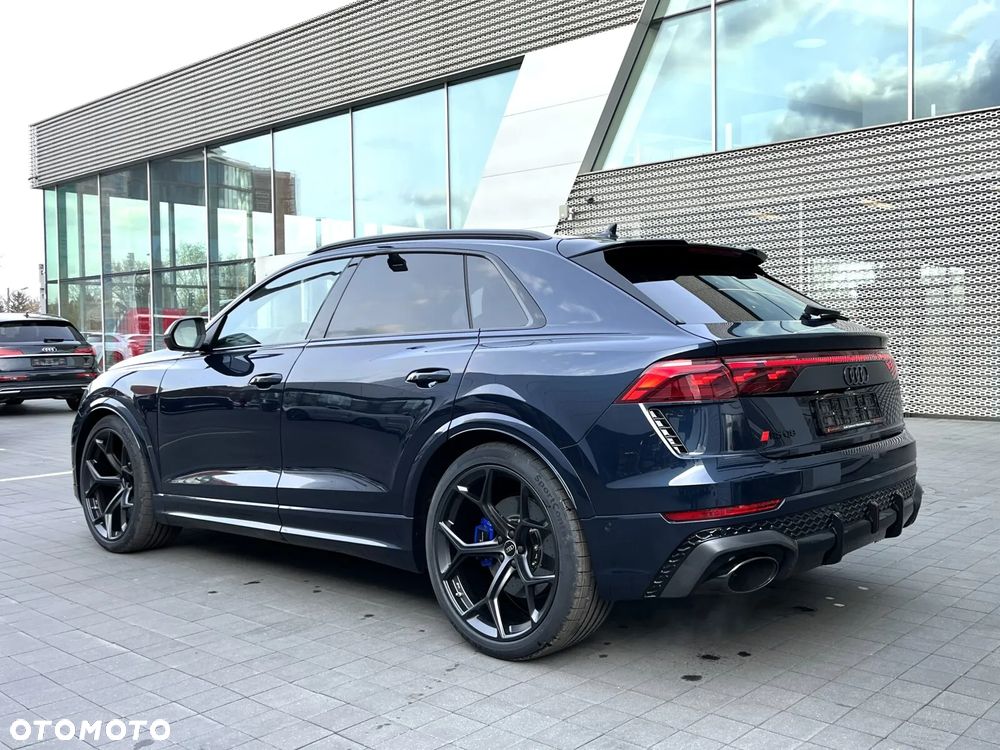 Audi RS Q8 - 7