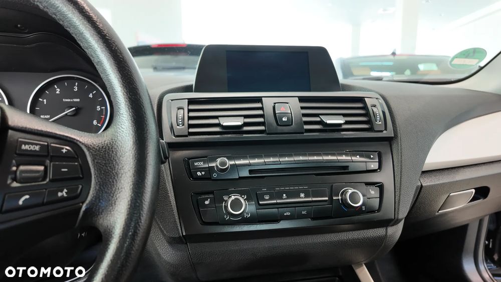 BMW Seria 1 116d EfficientDynamics Edition Urban Line - 26