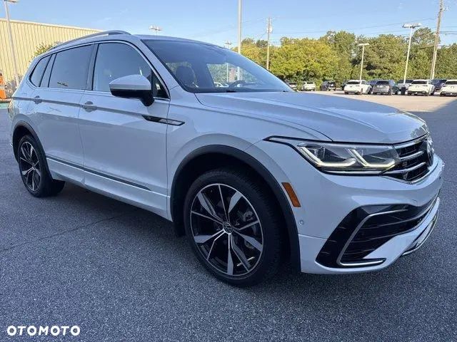 Volkswagen Tiguan - 4