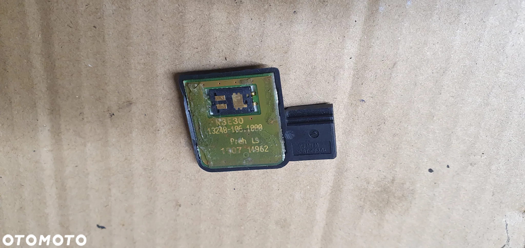Sensor zaparowania szyb BMW I E81 E87 6921750 - 2