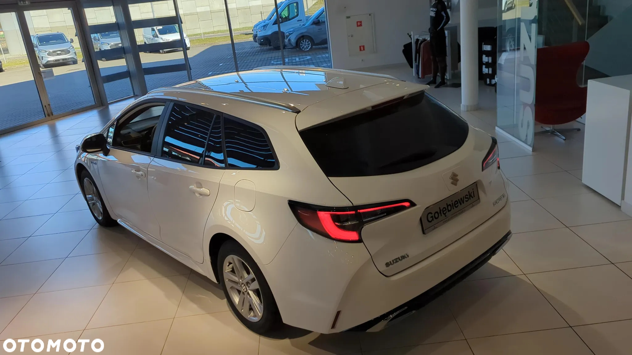 Suzuki Swace 1.8 Hybrid Premium Plus CVT - 31