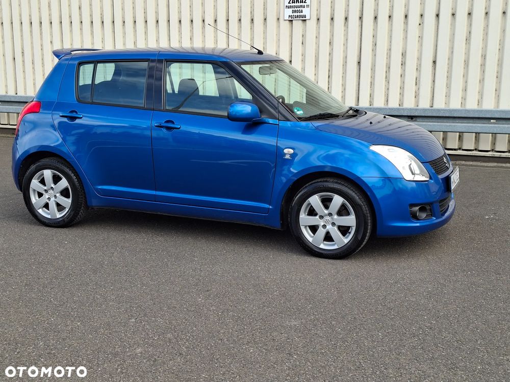 Suzuki Swift - 8