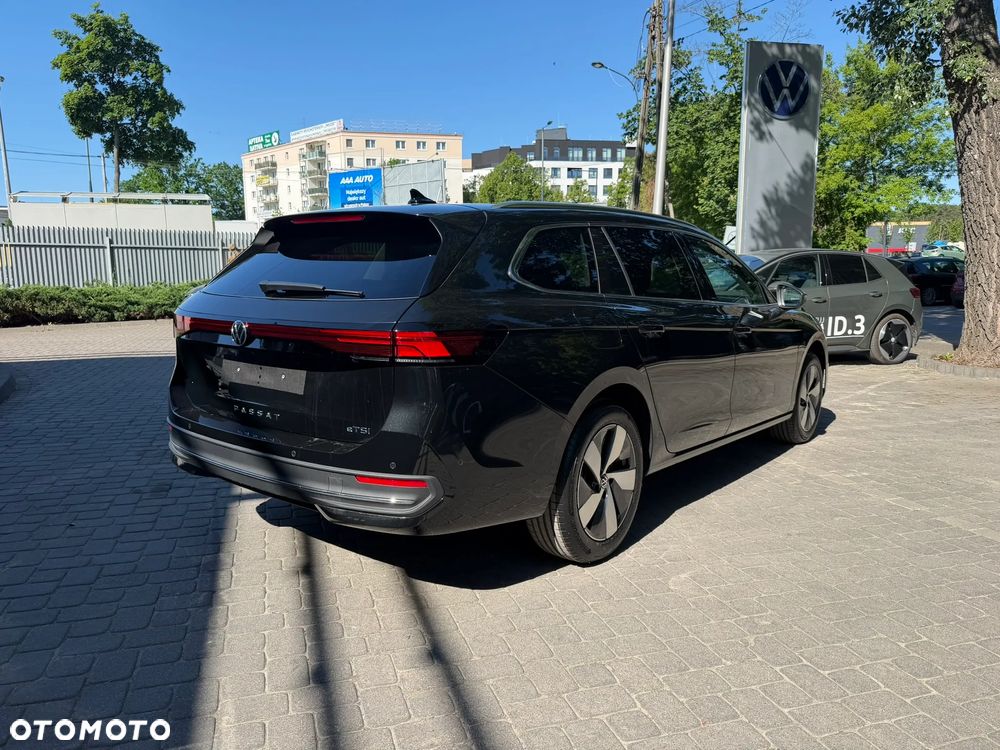 Volkswagen Passat Variant 2.0 TDI SCR Business Plus DSG - 6