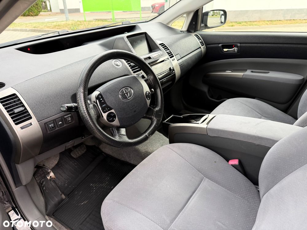 Toyota Prius 1.5 VVT-i Prestige - 10