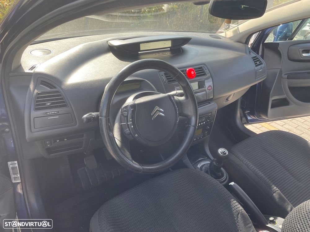 Citroën C4 1.6 HDi 110 VTR Pack - 6