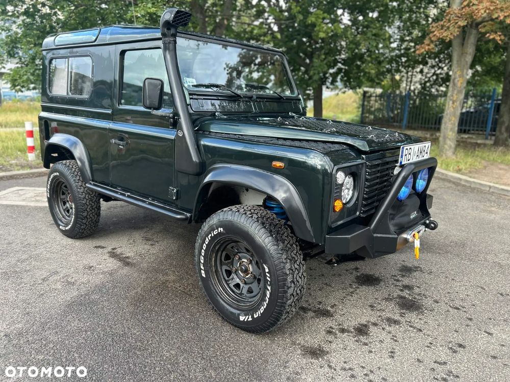 Land Rover Defender 2000 photo 3
