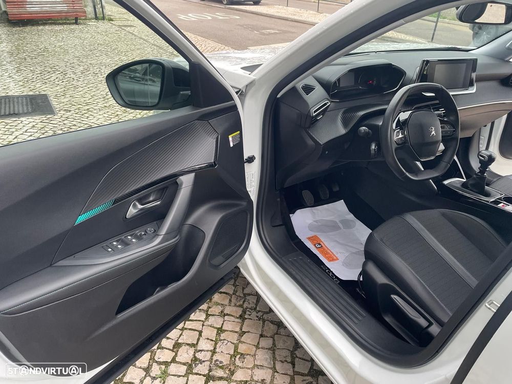Peugeot 2008 1.5 BlueHDi Allure - 6