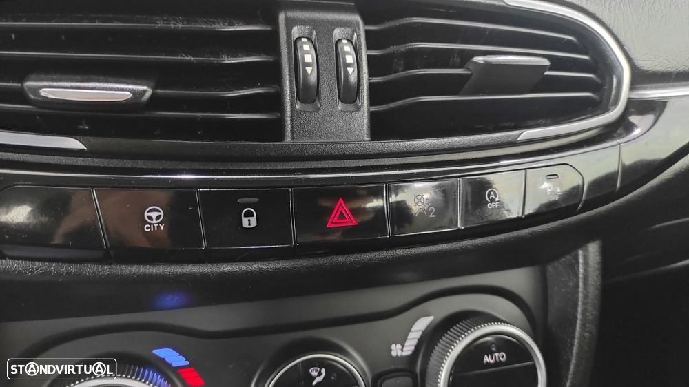 Fiat Tipo 1.3 M-Jet Sport - 32