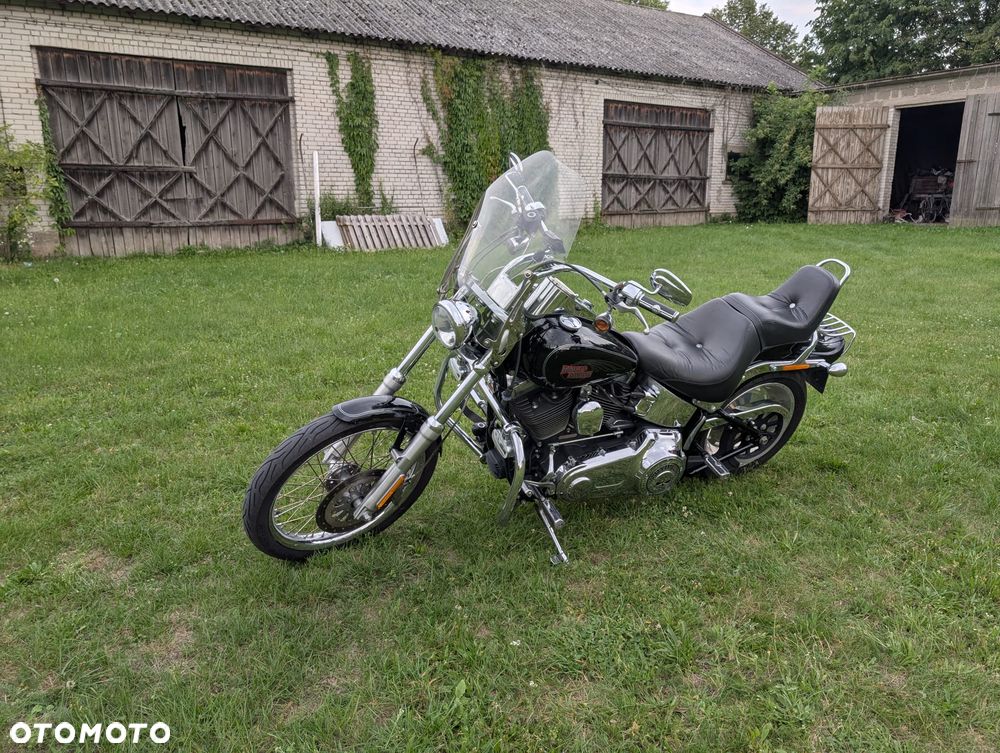Harley-Davidson Softail Custom - 12