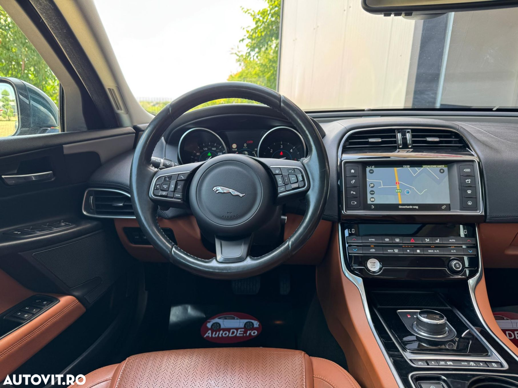Jaguar XE 20d Aut. Portfolio - 9