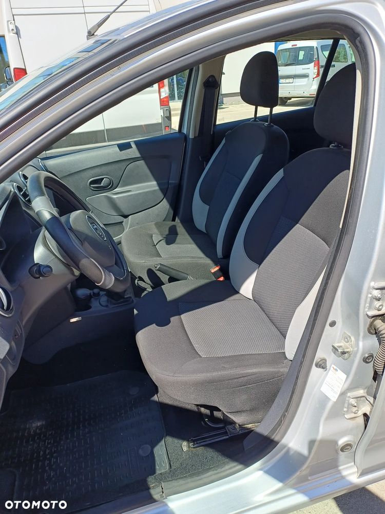 Dacia Sandero 1.2 16V Ambiance - 12