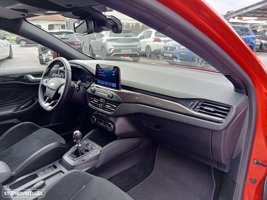 Ford Focus 2.3 EcoBoost ST X - 47