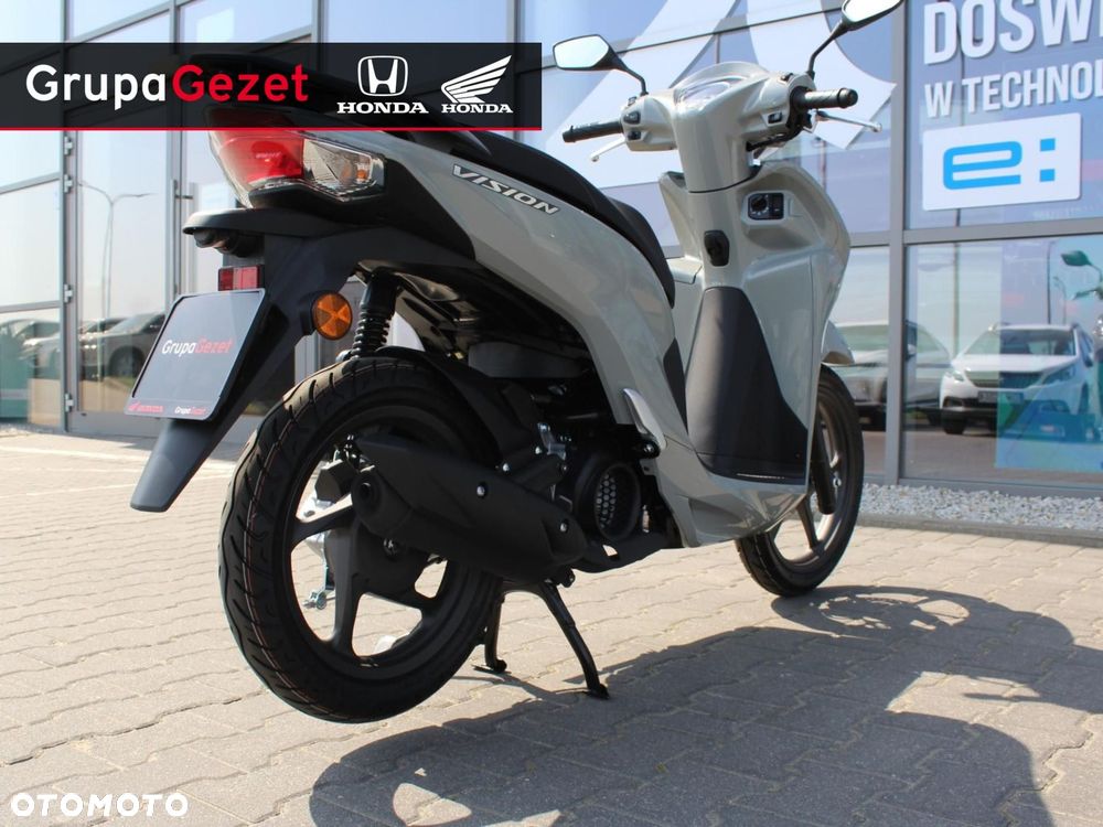 Honda Vision - 11