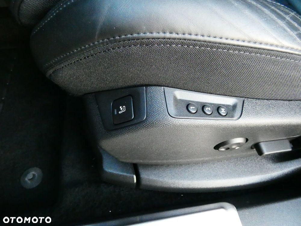 Peugeot 3008 BlueHDi 180 Stop & Start EAT6 GT - 17
