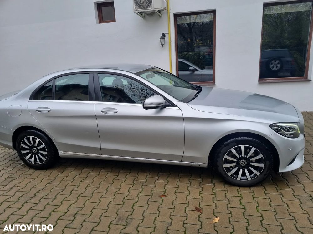 Mercedes-Benz C 2019 photo 2