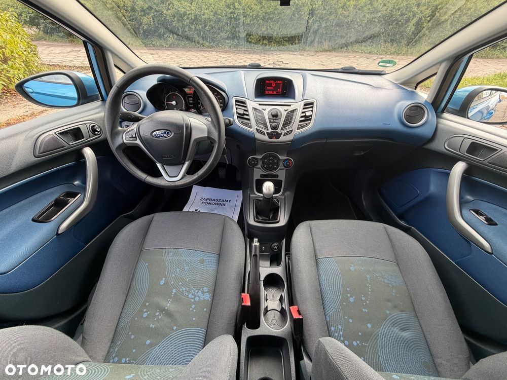 Ford Fiesta 1.25 Ambiente - 24