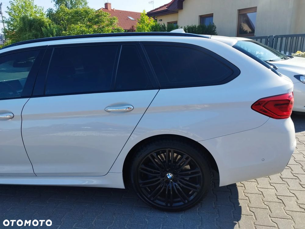 BMW Seria 5 530d xDrive M Sport sport - 11
