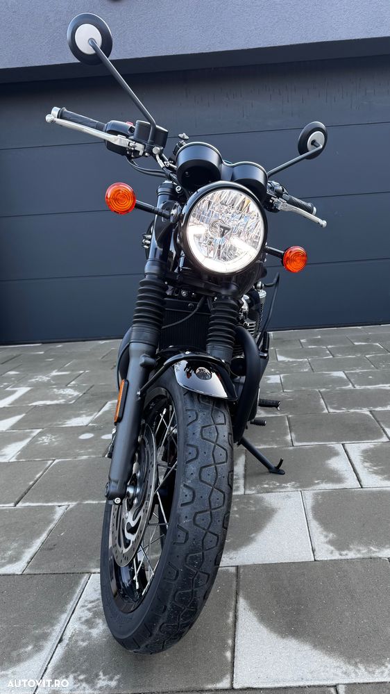 Triumph Bonneville T120 Black - 3