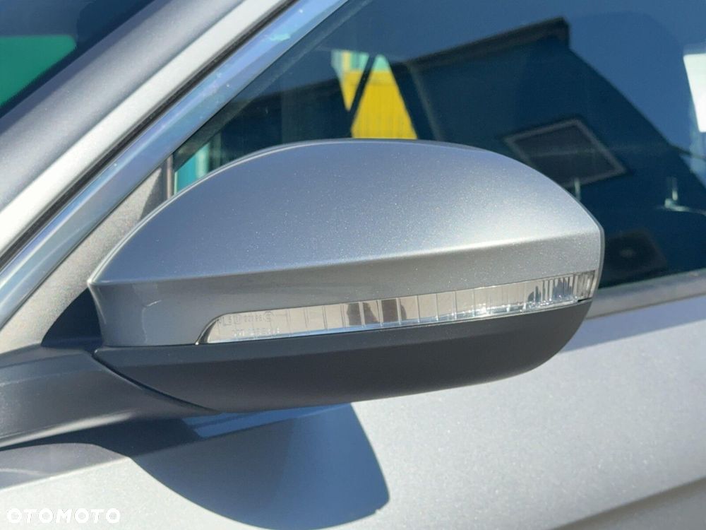 Volkswagen T-Roc 1.5 TSI Life - 10